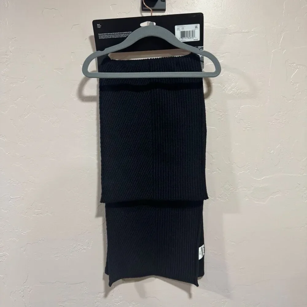 New Nike City Knit Scarf